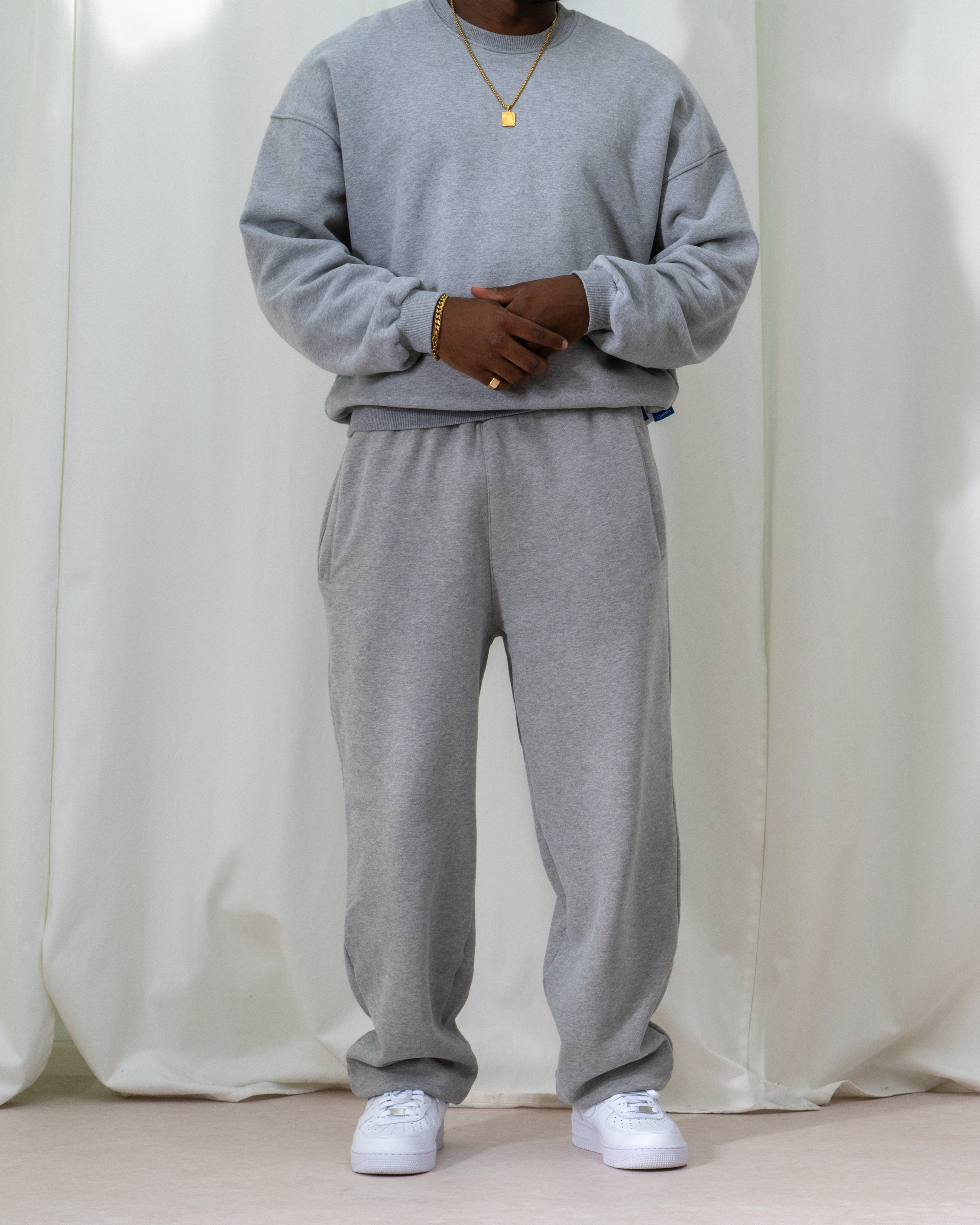 SWEATPANTS